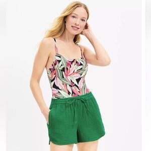 NWT LOFT Beach triple cloth drawstring Green Shorts S